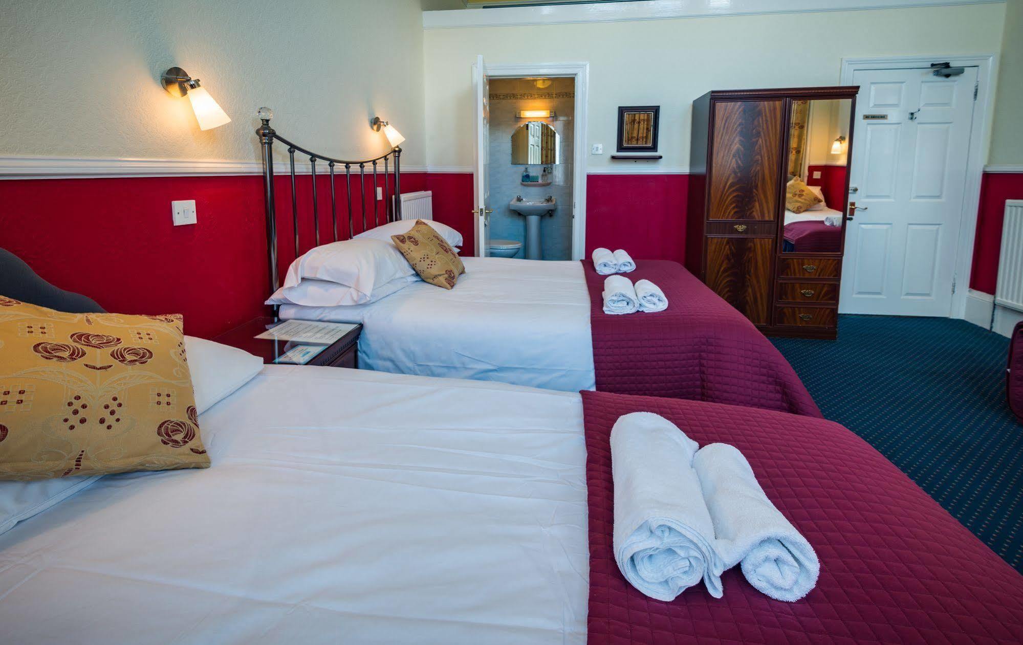 אדינבורו Strathallan Guest House מראה חיצוני תמונה
