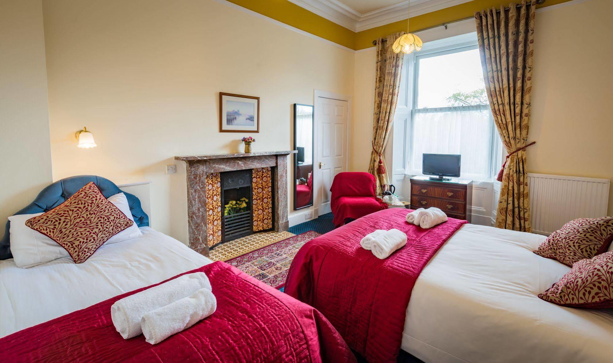 אדינבורו Strathallan Guest House מראה חיצוני תמונה